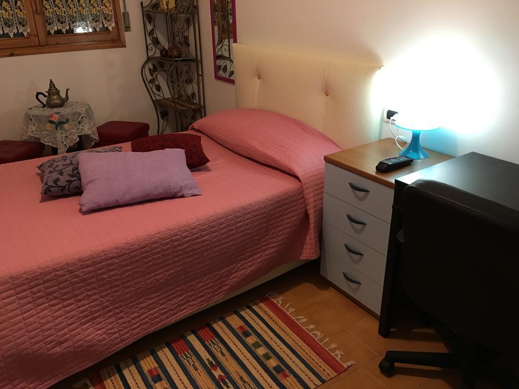 Bed & Breakfast Da Eliana Molinella Pokoj fotografie